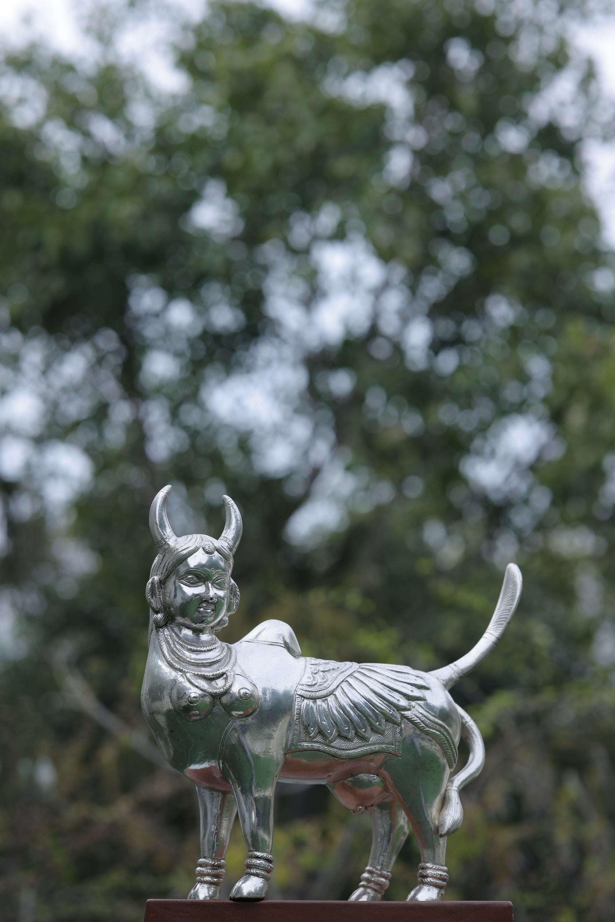 Kamdhenu cow statue 1