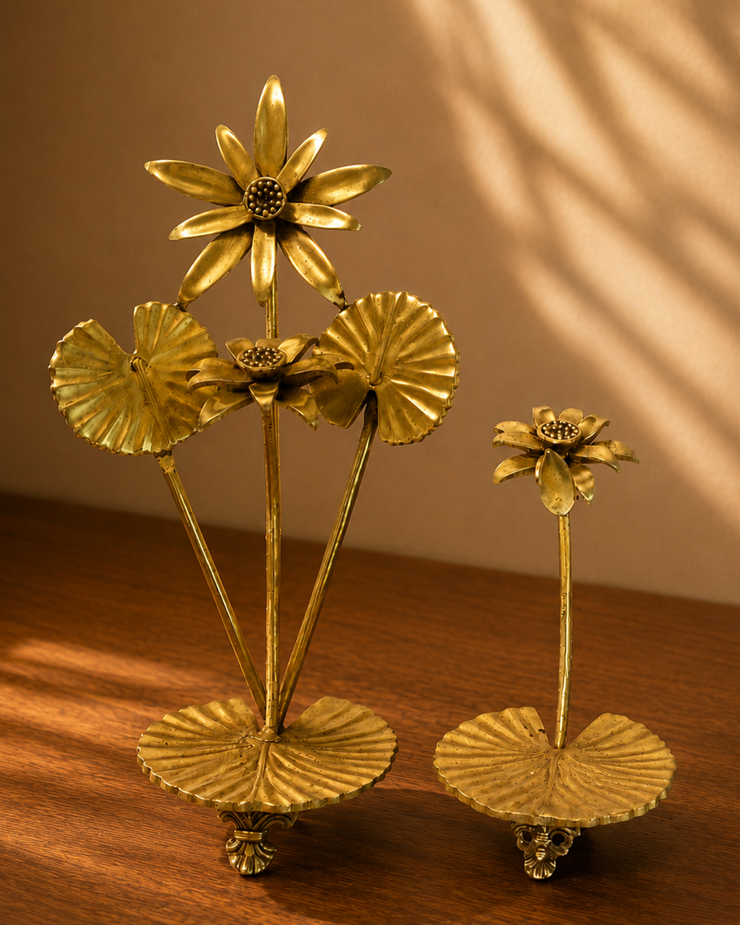 BRASS FLOWER STAND
