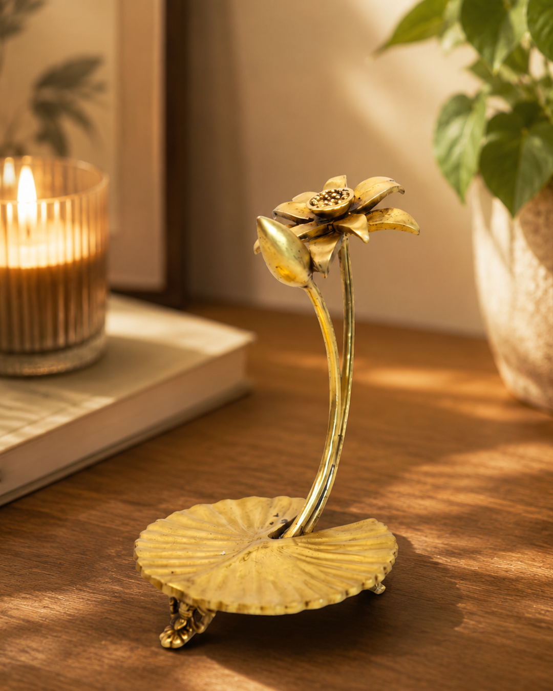 BRASS FLOWER STAND