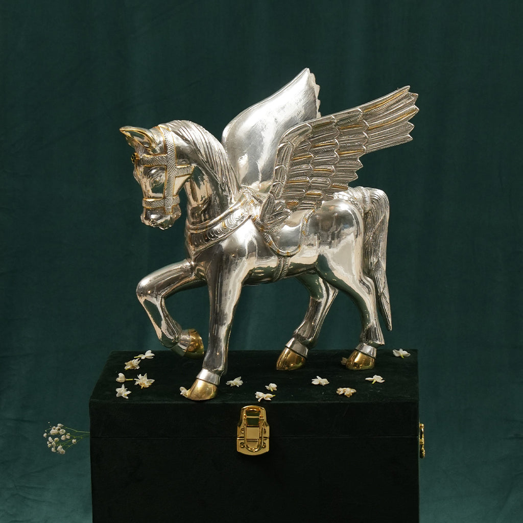 SILVER HORSE WITH WINGS